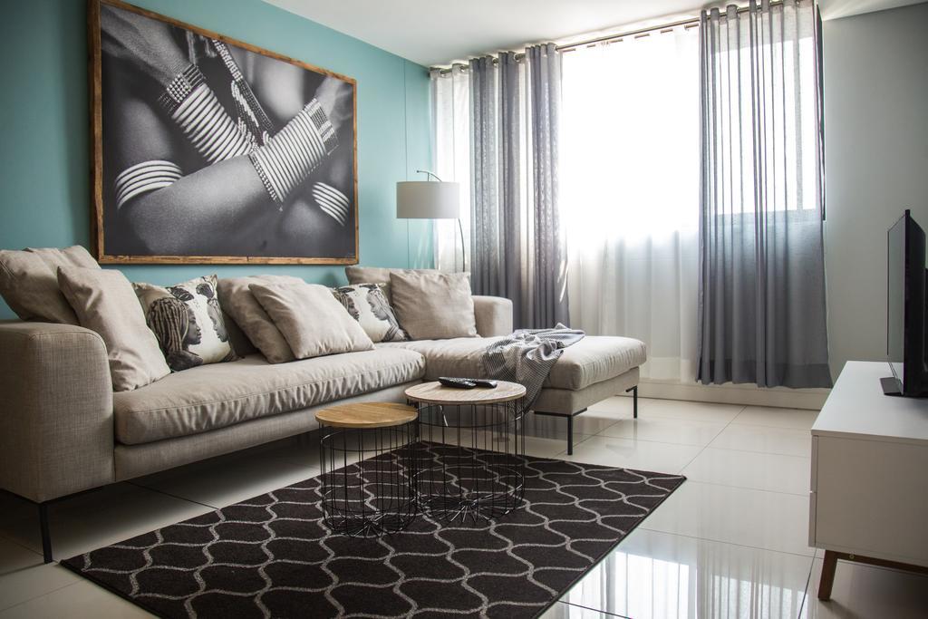 Apartment 64 At 77 On Independence Ave Βίντχουκ Εξωτερικό φωτογραφία