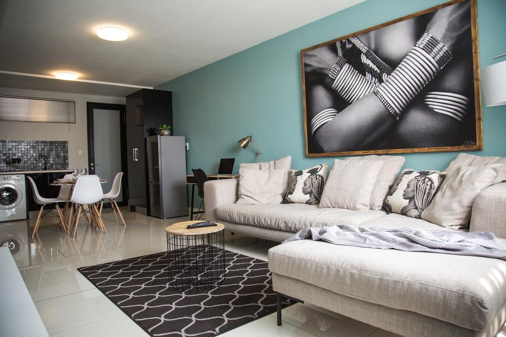 Apartment 64 At 77 On Independence Ave Βίντχουκ Εξωτερικό φωτογραφία