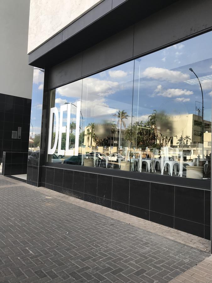 Apartment 64 At 77 On Independence Ave Βίντχουκ Εξωτερικό φωτογραφία